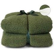 Unique Living - Plaid Douwe Winter Green -150x200cm