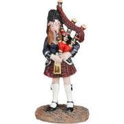 Carnaval bagpiper woman l3,5xb2,5xh8 cm